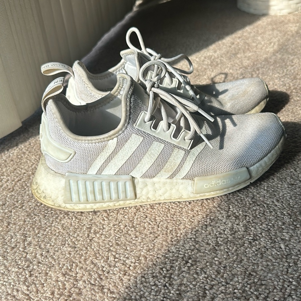 Size 8 Addidas shoes